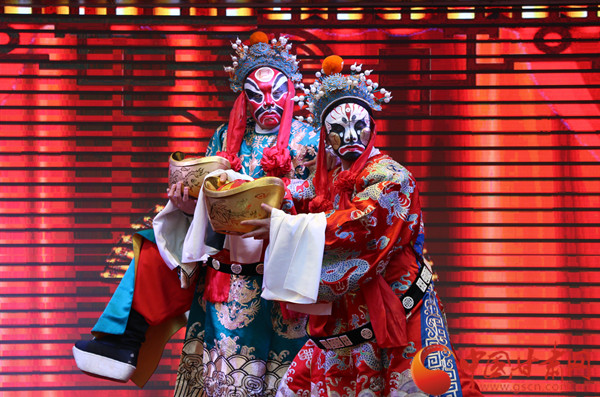 “春綠隴原·百姓戲臺(tái)”2020年迎新惠民專(zhuān)場(chǎng)演出精彩紛呈（圖）