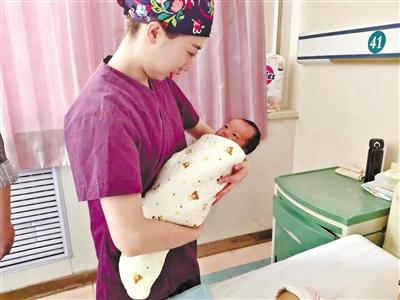 聲聲啼哭清亮 蘭州第一批“20后”閃亮登場！