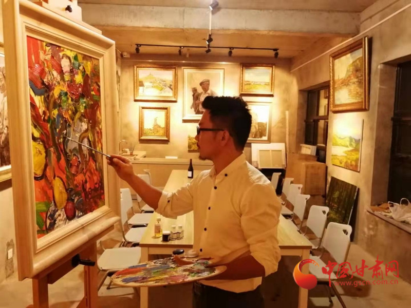 1909年咋建造黃河鐵橋？蘭州大學(xué)教師王威用油畫再現(xiàn)百年往事