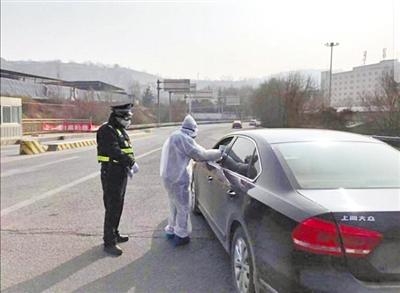 日夜堅(jiān)守，他們的“抗疫十二時(shí)辰”