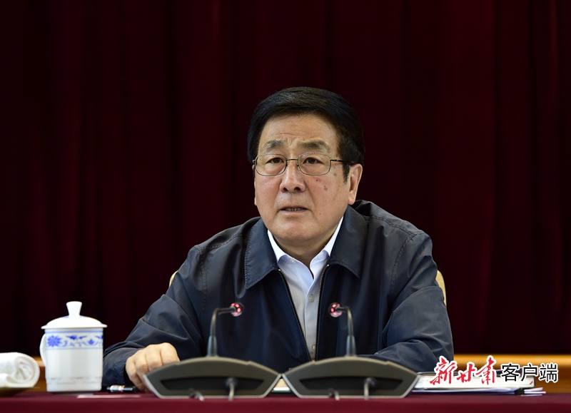 省委常委會(huì)召開擴(kuò)大會(huì)議 傳達(dá)學(xué)習(xí)習(xí)近平總書記重要講話和全國(guó)兩會(huì)精神 安排部署甘肅省貫徹落實(shí)工作 林鐸主持并講話 唐仁健歐陽(yáng)堅(jiān)孫偉等出席