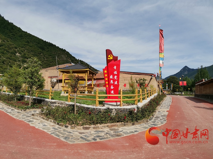 【蘭大新聞學子重走西北角】甘南迭部：村民吃上“文化飯”，搭上“旅游車”