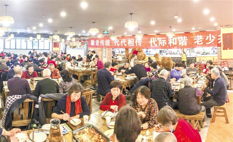 孝滿金城、德潤(rùn)人心 蘭州市舉辦第六屆千叟宴感恩活動(dòng)