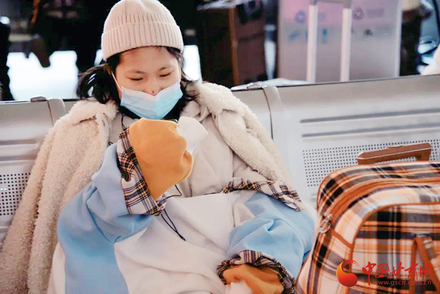 春運故事：歸途的車站，有溫情、愛情，還有堅守