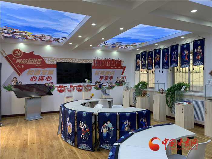 【治理創(chuàng)新 共建共享】 蘭州草場(chǎng)街街道：七色板塊有陽(yáng)光   社區(qū)服務(wù)活起來