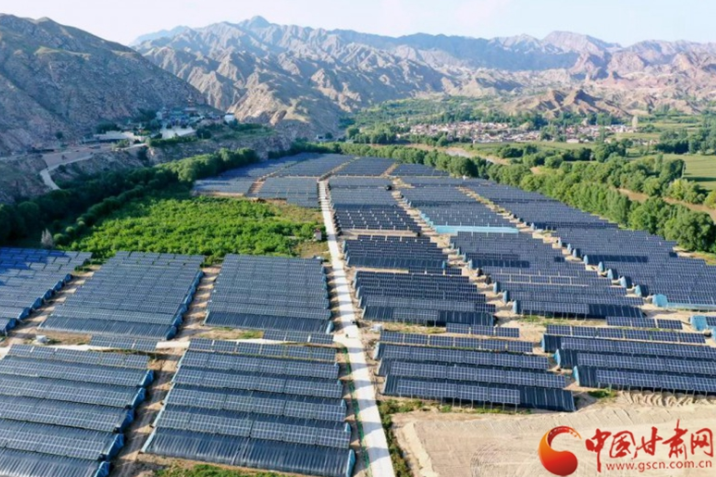 【奮斗百年路 啟航新征程 脫貧攻堅答卷】以村為家，把貧困戶當家人——記全國脫貧攻堅先進個人錢有