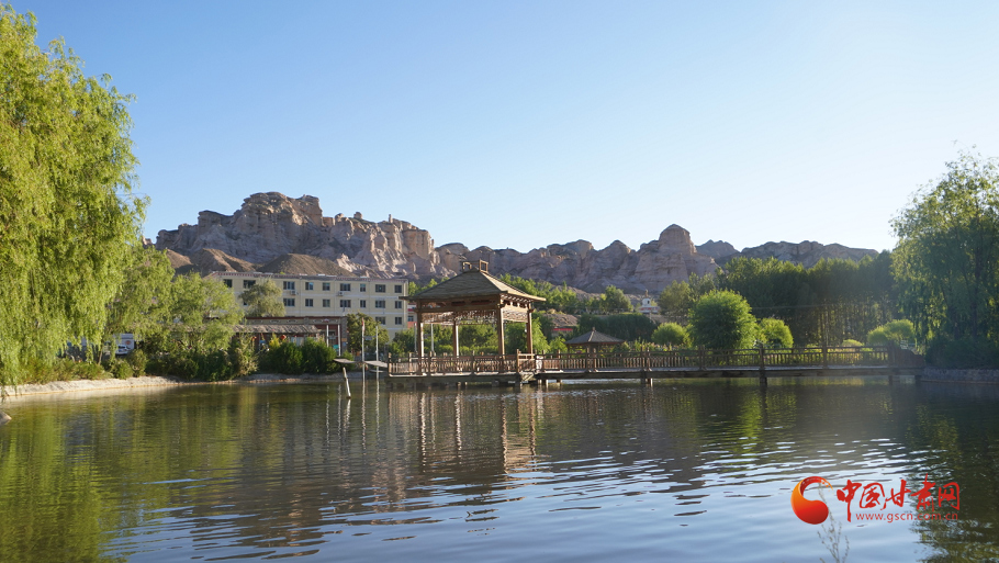 【小康圓夢·看甘肅】肅南：鄉(xiāng)村旅游托起百姓富?！敖痫埻搿?>
        </a><em>【小康圓夢·看甘肅】肅南：鄉(xiāng)村旅游托起百姓富裕“金飯碗”</em></li>
    <li><a  target=