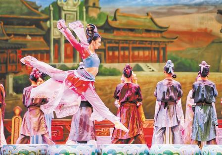 堅(jiān)守人民立場 唱響時代旋律