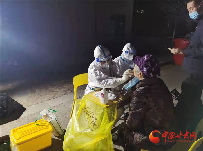 專家詳解新版新冠診療方案：為何輕型病例可以不住院了？