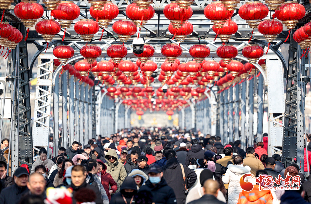 蘭州：逛集市 看大戲 體驗傳統(tǒng)年味